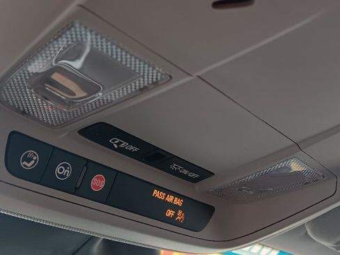 Used 2022 Chevrolet Malibu LT image 23