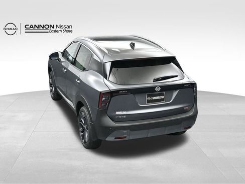 New 2026 Nissan Kicks SR w/ SR Premium Package FWD image 38