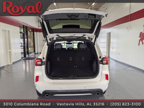 Used 2024 Ford Escape ST-Line w/ Tech Pack #1 FWD image 10