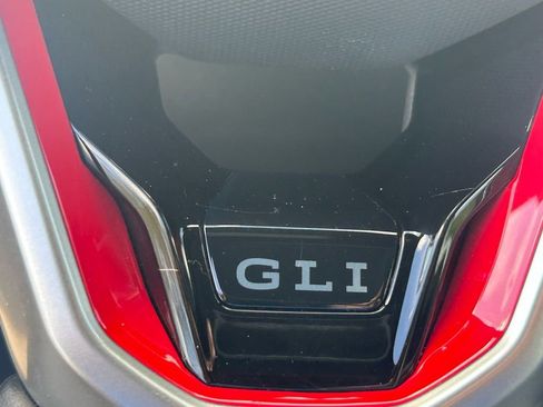 Certified 2025 Volkswagen Jetta GLI Autobahn image 27