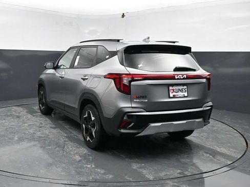 Used 2025 Kia Seltos S image 7