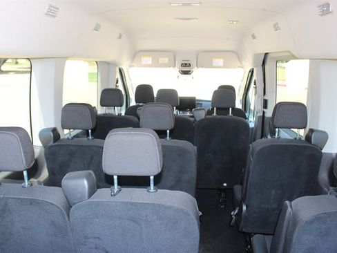 Used 2023 Ford Transit 350 XLT RWD image 12