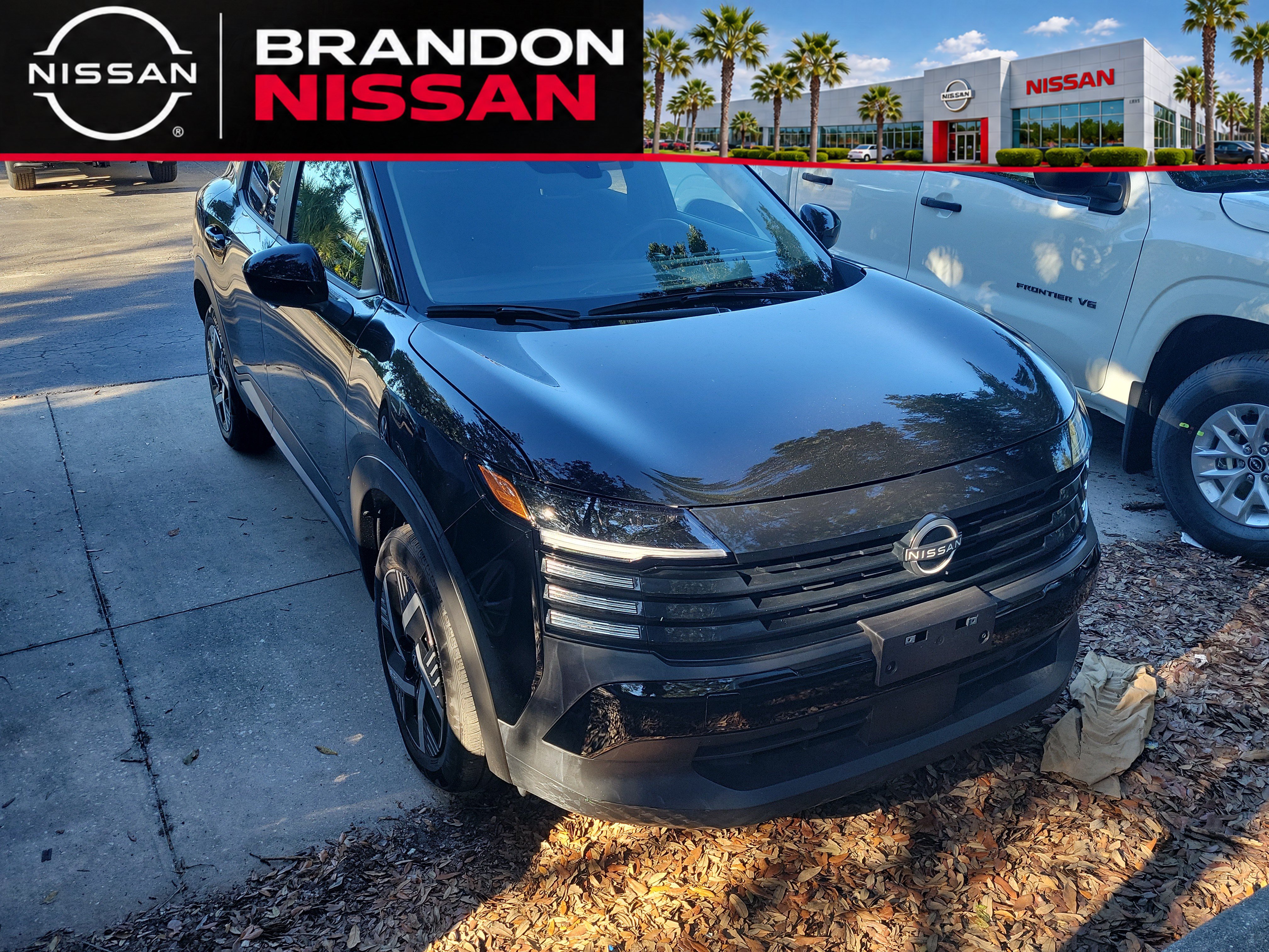Certified 2025 Nissan Kicks SV FWD image 1