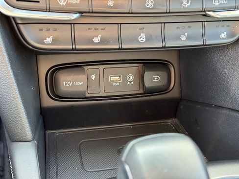 Used 2020 Hyundai Santa Fe Limited image 33