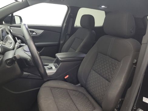 Used 2020 Chevrolet Blazer LT image 17