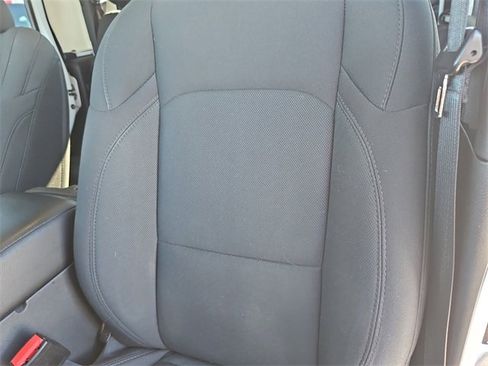 Used 2022 Jeep Gladiator Willys image 19