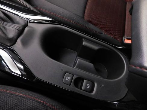 Used 2025 Toyota Corolla SE image 27