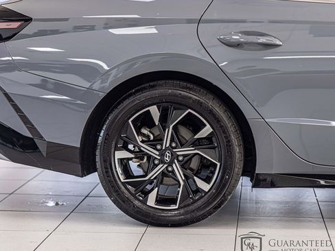 Used 2025 Hyundai Sonata SEL FWD image 10