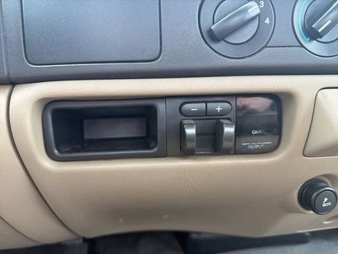 Used 2005 Ford F350 XLT AWD/4WD image 25