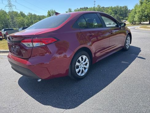 Used 2026 Toyota Corolla LE image 5