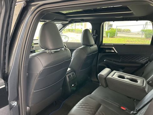 New 2025 Mitsubishi Outlander SEL Black Edition image 41