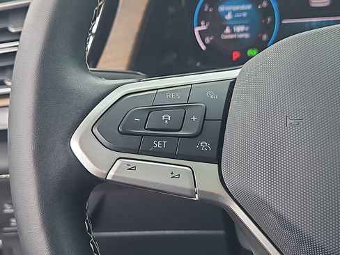 Used 2026 Volkswagen Atlas SE AWD/4WD image 19