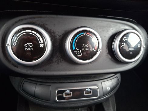 Used 2020 FIAT 500X Pop image 15