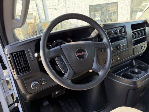 Used 2024 GMC Savana 2500 w/ Driver Convenience Package image 15