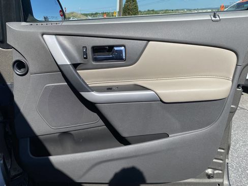 Used 2013 Ford Edge Limited AWD/4WD image 16
