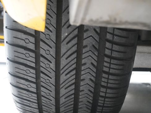 Used 2003 Chevrolet Corvette Convertible w/ Preferred Equipment Group1 image 28