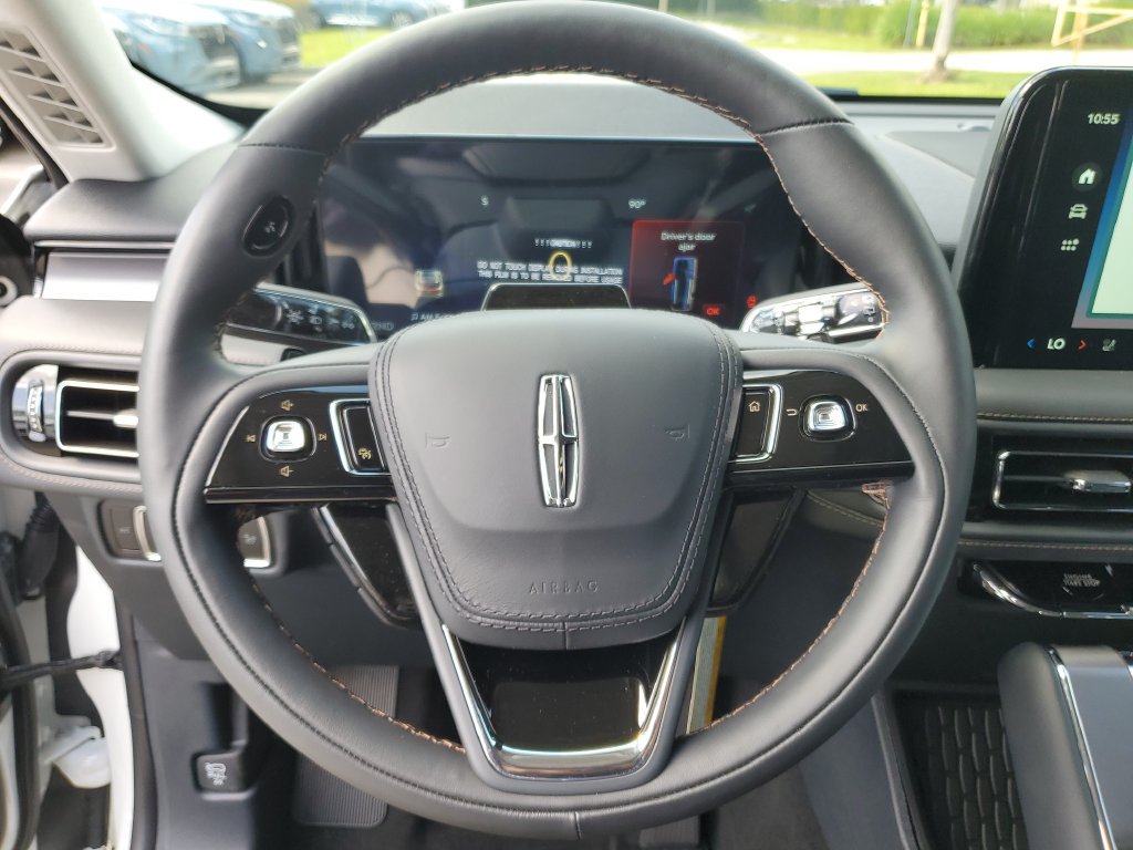 New 2026 Lincoln Aviator 2WD image 23