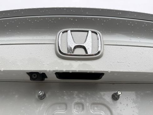 Used 2019 Honda Civic EX image 10