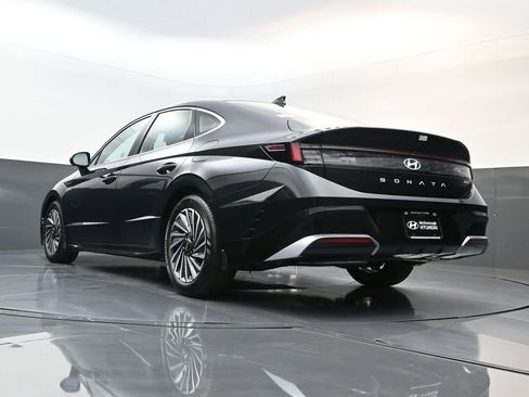 Certified 2025 Hyundai Sonata SEL image 24