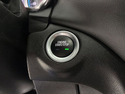 Used 2022 Chevrolet Equinox LT image 18