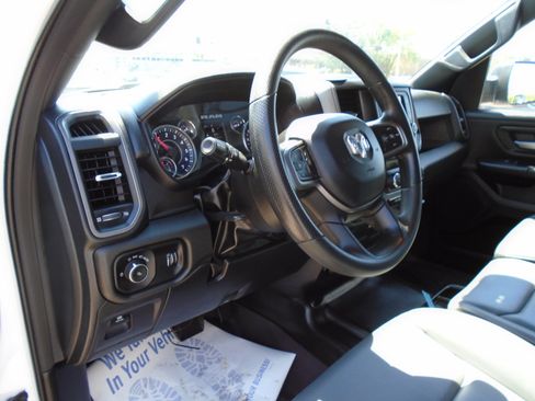 Used 2022 RAM 1500 Tradesman w/ Level 1 Safety Group AWD/4WD image 14