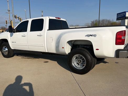 Used 2013 Chevrolet Silverado 3500 LTZ w/ LTZ Plus Package image 14