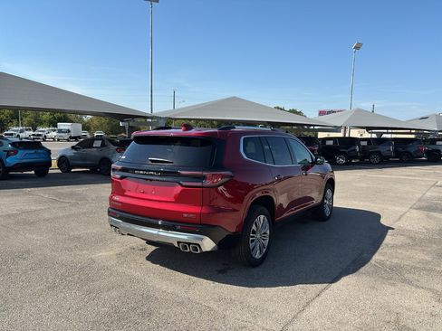 Used 2027 GMC Acadia Denali FWD image 5
