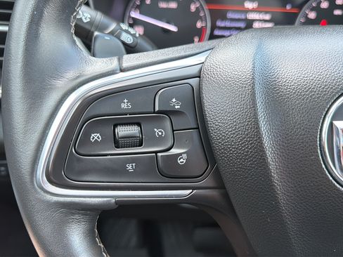 Used 2021 Buick Envision Essence AWD/4WD image 18