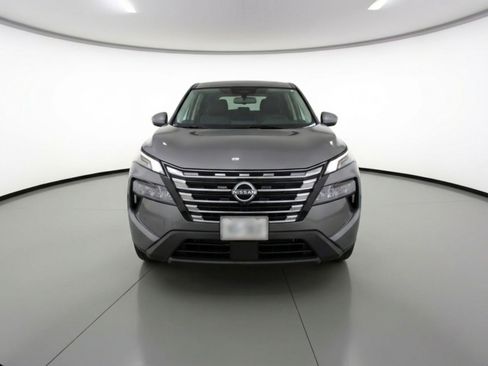 Used 2025 Nissan Rogue SV AWD/4WD image 2