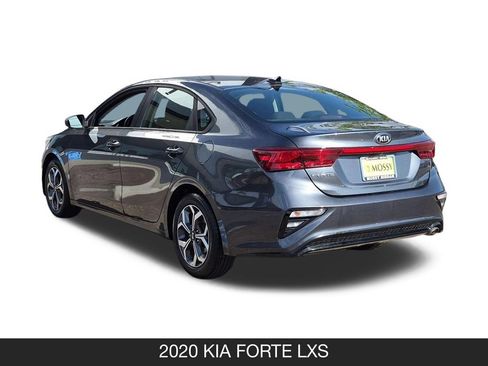 Used 2020 Kia Forte LXS FWD image 7
