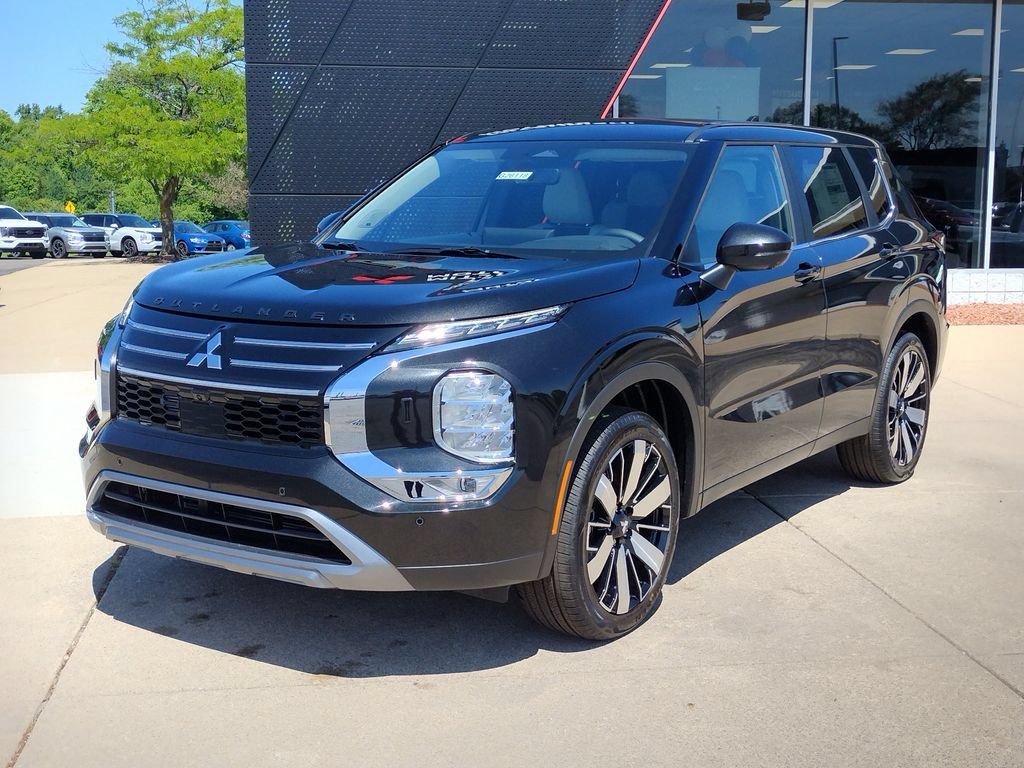 New 2026 Mitsubishi Outlander SE AWD/4WD image 1