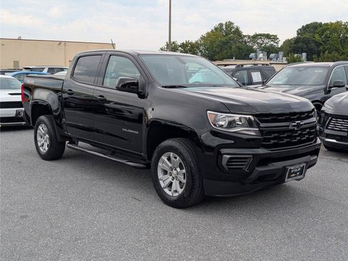 Used 2022 Chevrolet Colorado LT AWD/4WD image 7