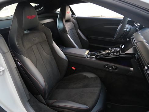 New 2026 Aston Martin V8 Vantage S image 12