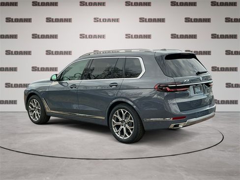New 2026 BMW X7 xDrive40i image 3