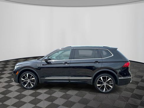 Used 2024 Volkswagen Tiguan SEL R-Line AWD/4WD image 4
