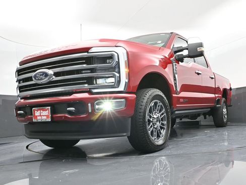Used 2024 Ford F350 Limited w/ FX4 Off-Road Package image 30