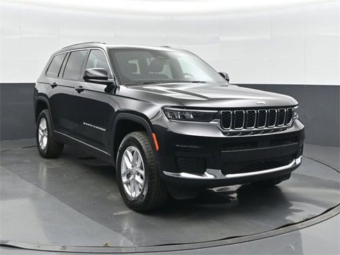 New 2025 Jeep Grand Cherokee L Laredo w/ Luxury Tech Group I image 1