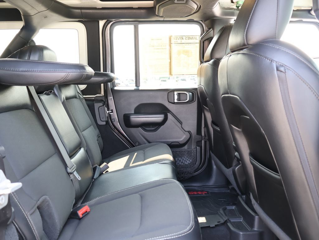 Used 2020 Jeep Wrangler Unlimited Sport AWD/4WD image 11