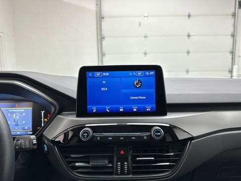 Used 2024 Ford Escape Active image 30