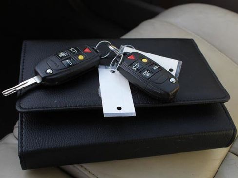 Used 2014 Volvo XC90 3.2 w/ Climate Package image 31