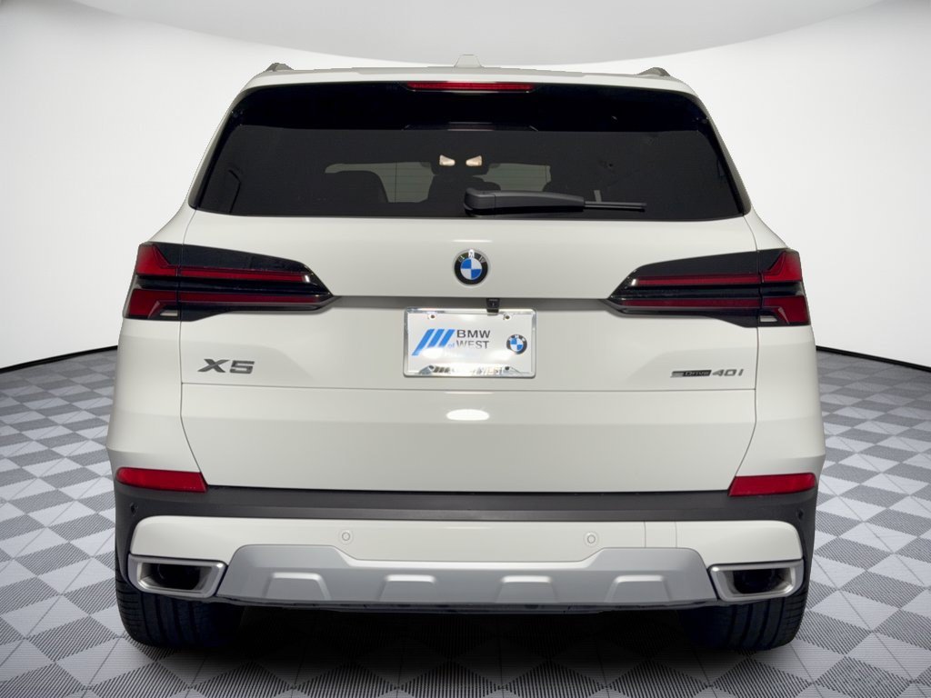 Used 2026 BMW X5 sDrive40i w/ Climate Comfort Package RWD image 11
