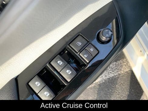 Used 2017 Toyota Prius Two w/ Prius Two Safety Plus Package image 13