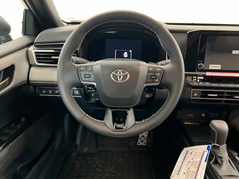 New 2026 Toyota Camry SE image 12