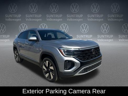 Used 2024 Volkswagen Atlas Cross Sport SE image 9