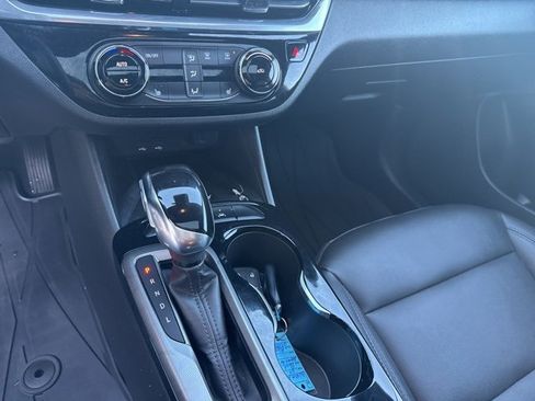 Used 2024 Buick Envista Sport Touring w/ Convenience I Package image 19