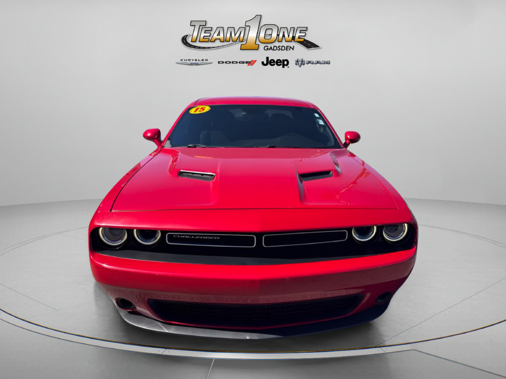 Used 2015 Dodge Challenger SXT w/ Driver Convenience Group RWD image 2