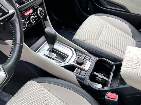 Used 2020 Subaru Forester Premium image 16