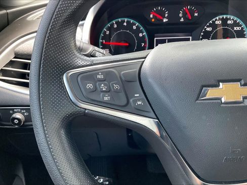 Used 2023 Chevrolet Malibu LT FWD image 18