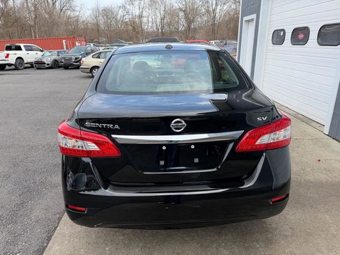 Used 2015 Nissan Sentra SV image 5