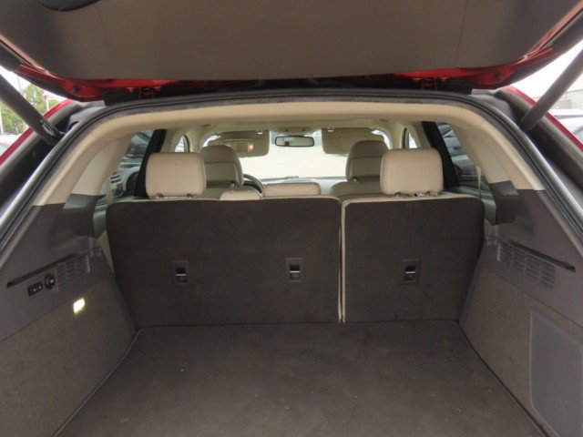 Used 2016 Lincoln MKX Reserve w/ Driver Assistance Package FWD image 11